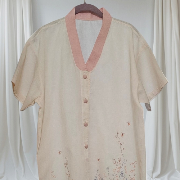 Korean Made Linen Cream and Pink Button-Up Blouse with Screen Print Design - Picture 8 of 9